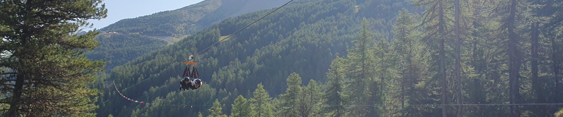 Tyrolienne géante dans les hautes-Alpes avec Alpes idées séjours (7