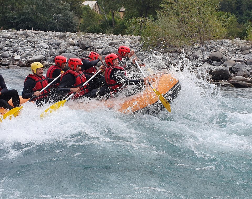 rafting en pleine vague