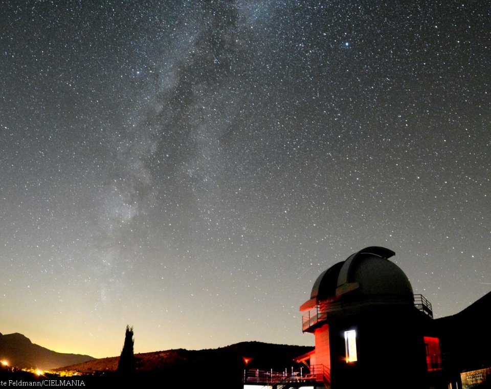 Observatoire des étoiles aux baronnies provençales dans les Hautes-Alpes
