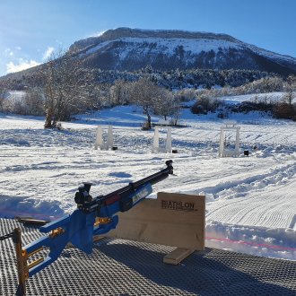 Animation biathlon dans les Alpes du sud avec Alpes idées séjours