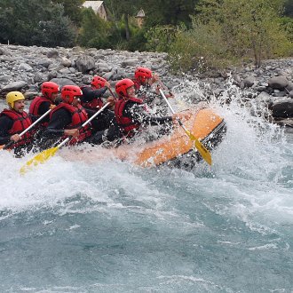 rafting en pleine vague