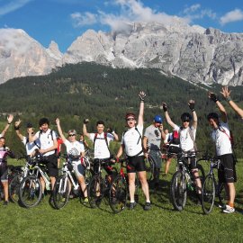 VTT électrique dans les Alpes du Sud avec Alpes idées séjours